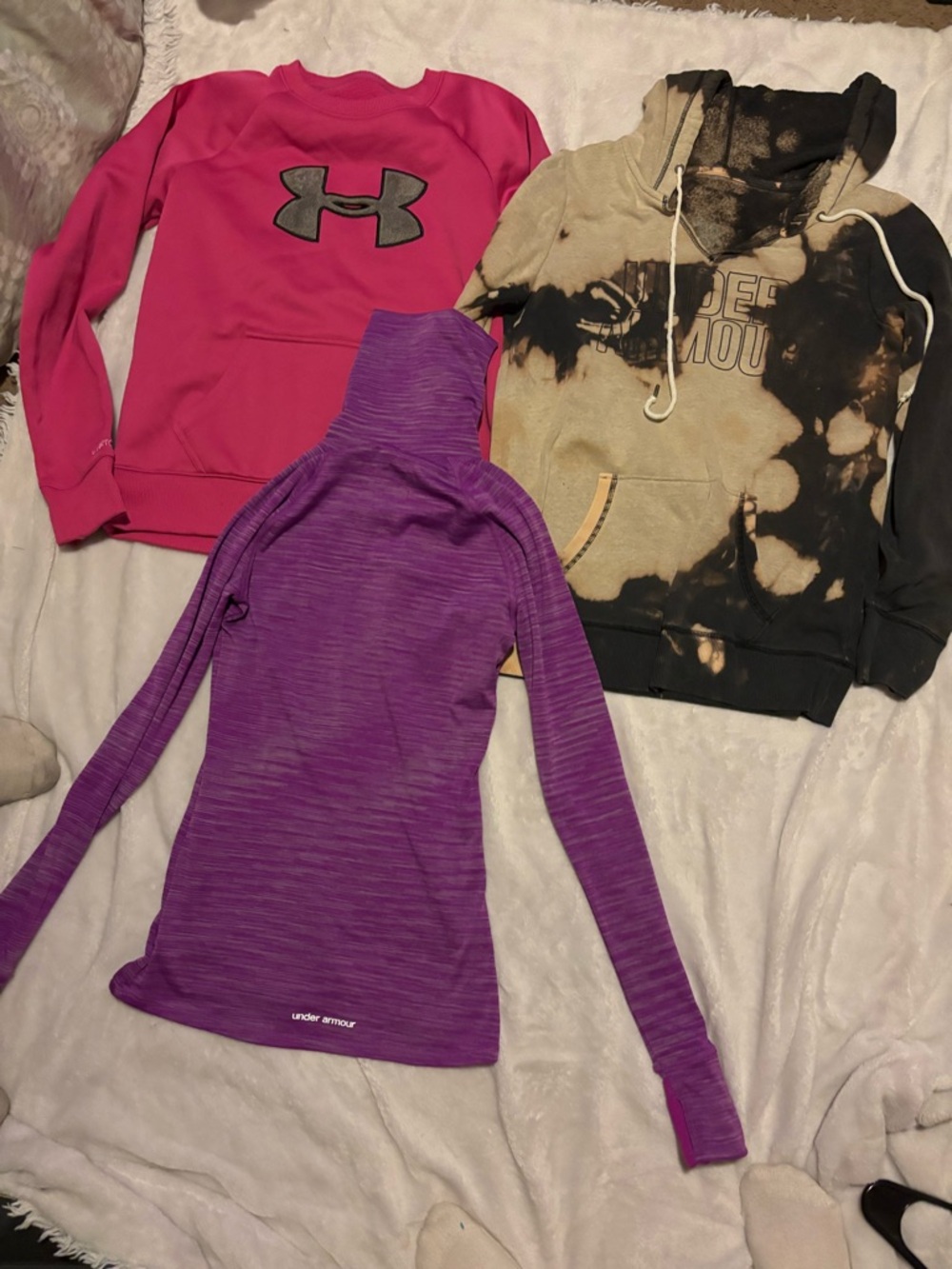 Women’s under armor bundle in size medium